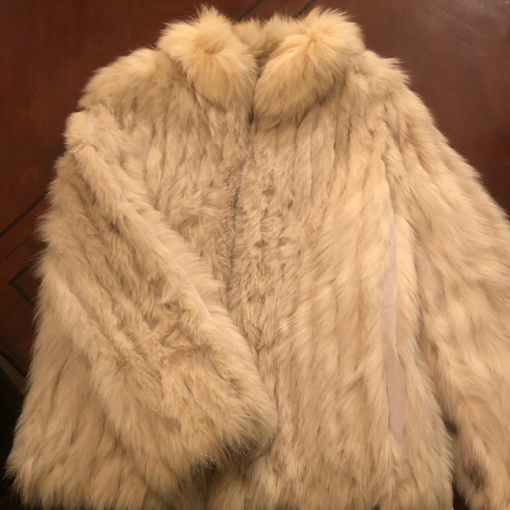 COPY - Saga Fur Blue Fox Jacket size M Beige